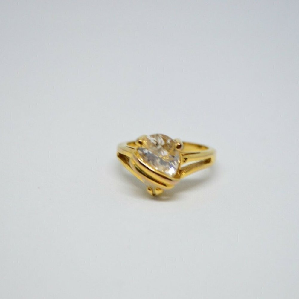 Clear Glass Rhinestone Pear Cut Solitaire Ring - Picture 4 of 4